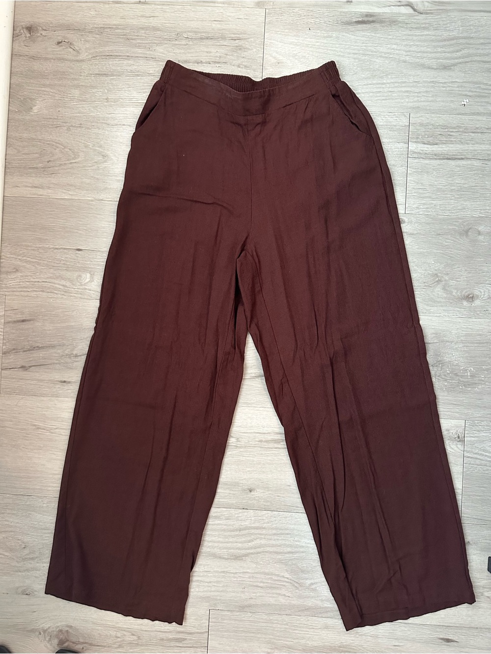Paper Heart Relaxed Waist Linen-Blend Pants in Chocolate